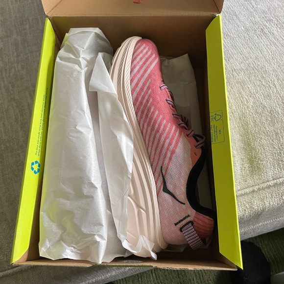 Hoka One One Pink BRAND NEW - Picture 2 of 10